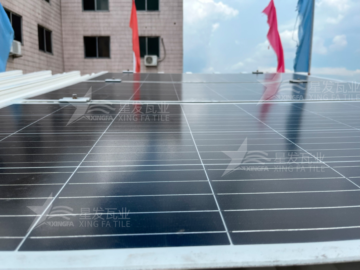 光伏瓦是什么？光伏屋面瓦的結(jié)構(gòu)