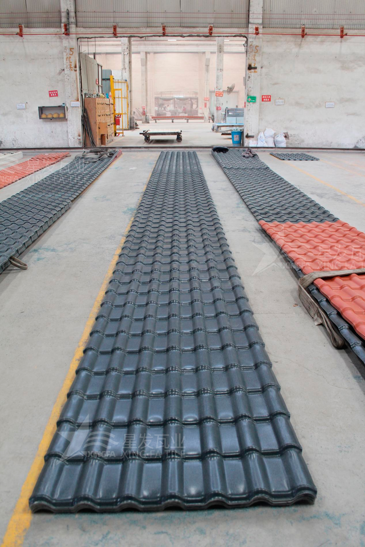 合成樹脂瓦色彩鮮艷光亮?xí)粫?huì)危害到身體健康呢？究竟是好是壞？