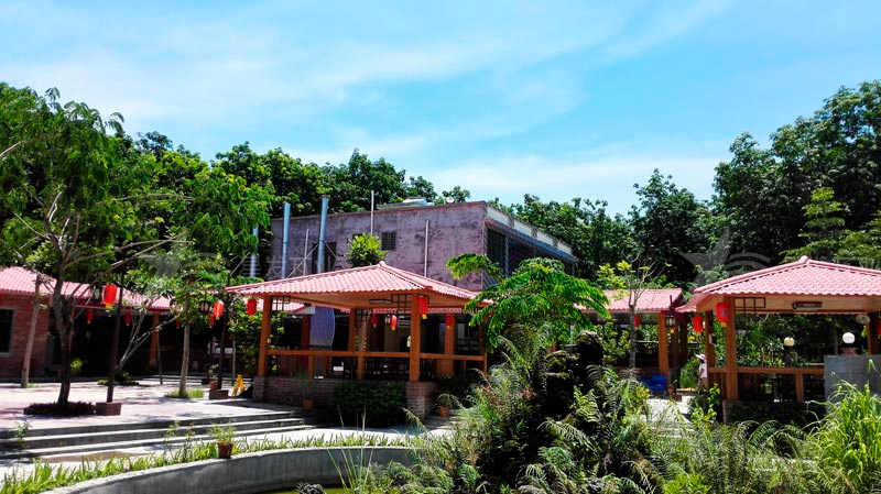 屋面合成樹(shù)脂瓦的標(biāo)準(zhǔn)尺寸是多少？通?？梢宰瞿膬煞N尺寸？